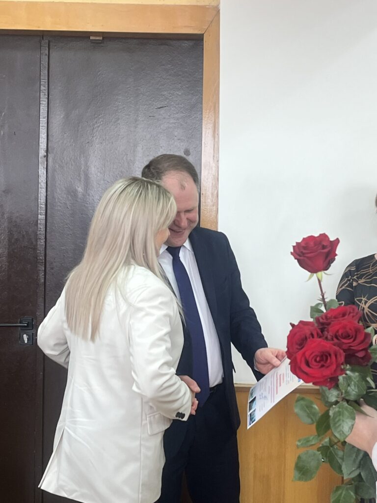 Торжественная часть собрания трудового коллектива